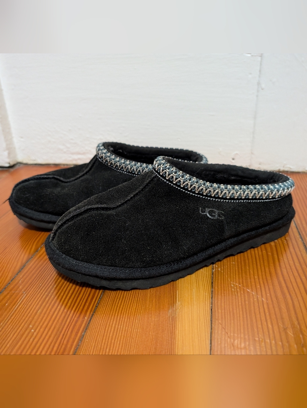 UGG KIDS TASMAN II SLIPPERS Size 1 1K Black Suede Plush Wool Clog Girl Boy